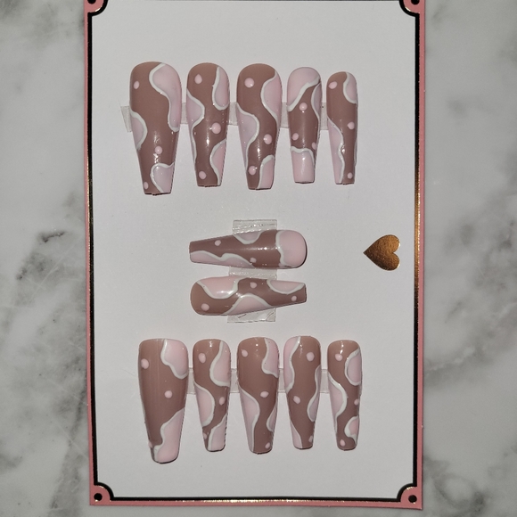 Press on Nails - Picture 1 of 1